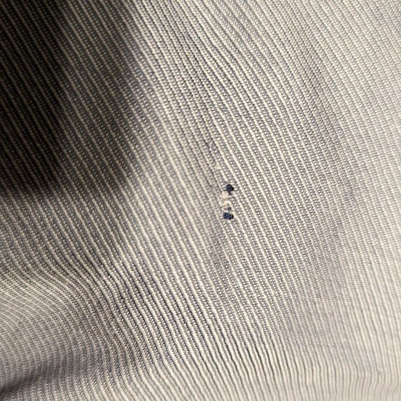 Dulce de Leche Pinstripe, Blue pants 30x30 - Beautiful cut and condition! - Picture 5 of 6